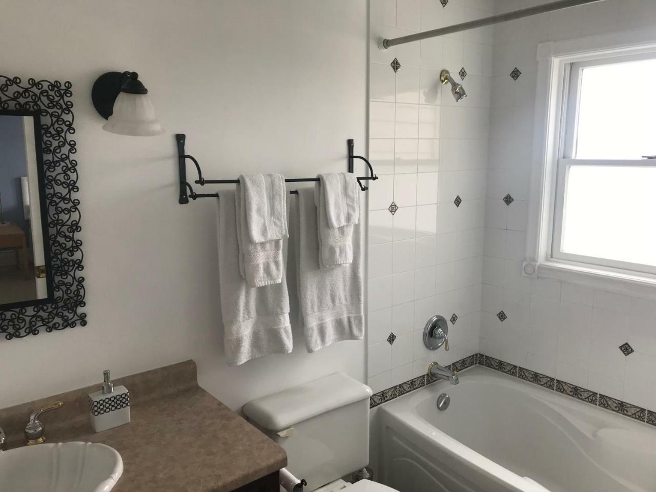 Dicksons Family Suite Niagara-on-the-Lake Eksteriør billede